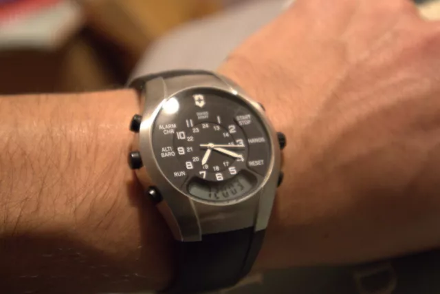 Swiss army chronograph st 4000 top
