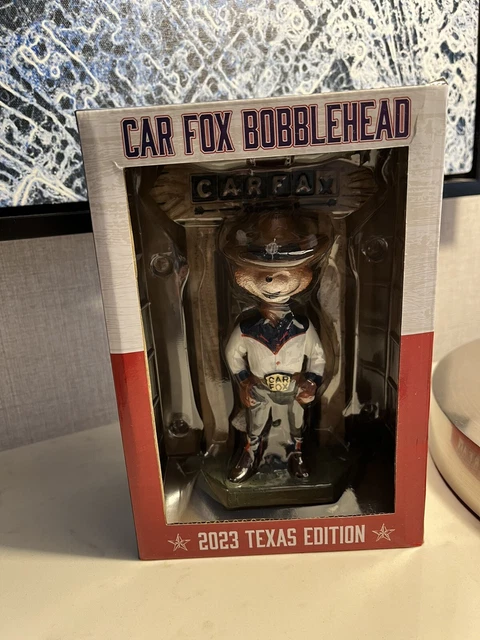 NIB EXCLUSIVE LAS Vegas CARFAX Car Fox Bobblehead 2020 Elvis 7” X