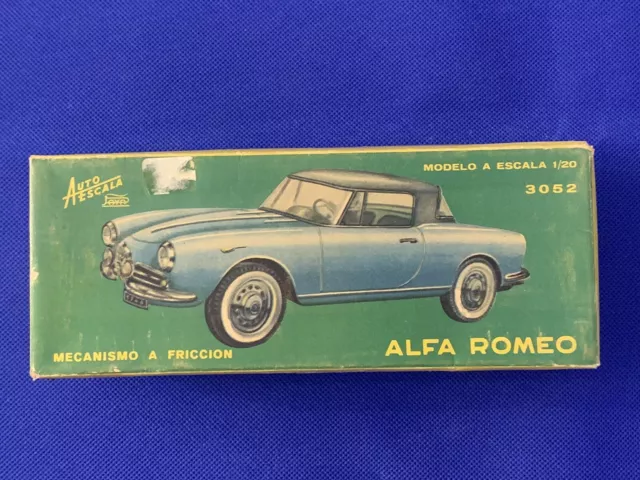 Jouet ancien EMPTY BOX Alfa Roméo Paya 1/20 Boîte Vide