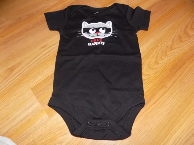 Size 12 Months Valentine's Day LOVE BANDIT Black Creeper One-Piece Raccoon New