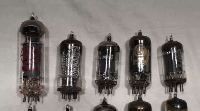 17 x Röhren 5881WXT, ECH81, EL84, EM84  ... Telefunken Sylvania Valvo ... 2