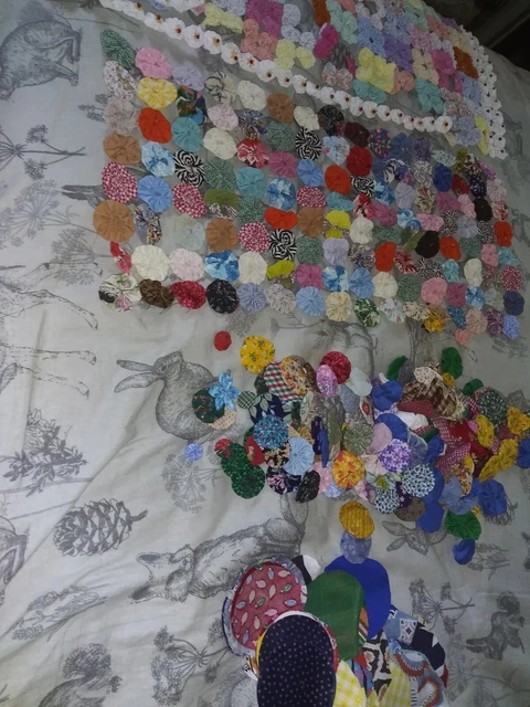 2 tops de edredón YO YO sin terminar y círculos de tela adicionales 148 años Yos Plus 112 de colección.