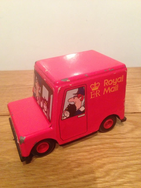 (VINTAGE) POSTMAN PATS Van With Pullback Motorised Action Ertl 1983 ...
