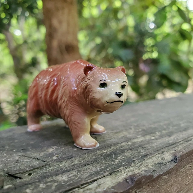 Hagen Renaker Grizzly Bear Brown