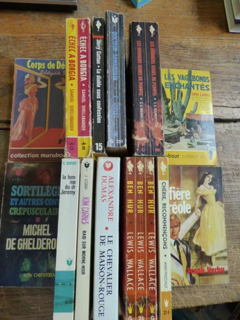 lot de 12  livres des éditions marabout