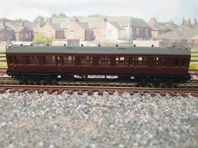 N GAUGE DAPOL 2P-000-002 COLLETT BR MAROON COMPOSITE COACH ( W7021 ...