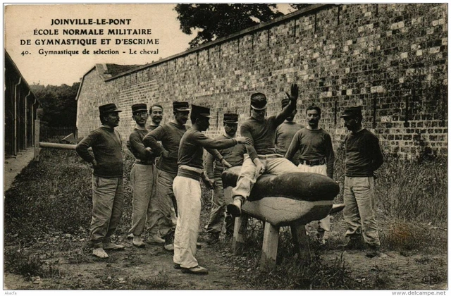 CPA AK JOINVILLE-le-PONT École Normale de Gymnastics et d'Fencing (676040)