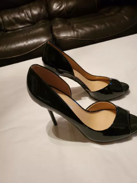 CL LAUNDAY Women Sz 9 M Blk Open Toes Patent Leather Pumps Stunning And Sexy...
