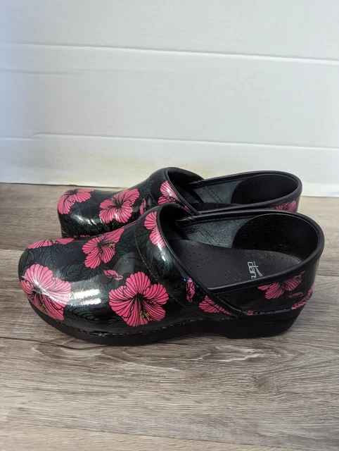 40 US 9 1 2 Dansko Professional HIBISCUS Blue Purple Patent Leather Clogs 63.00 PicClick