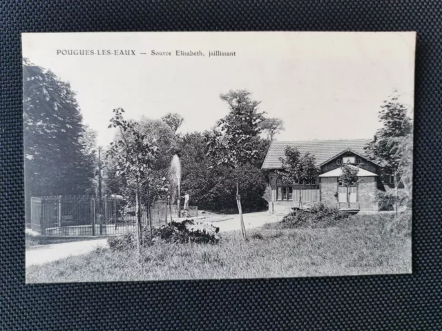 CPA 58 POUGUES-LES-EAUX - Source Elisabeth