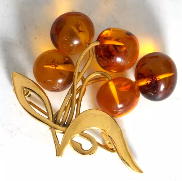 VTG  Baltic amber stone brooch gilded toffee amber brooch gold-plate 老琥珀 波羅的海琥珀