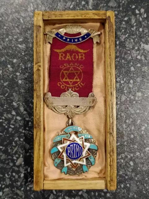 Masonic Medal in Wooden Box - RAOB - Primo - Sportsmans Lodge No. 777 - Silver