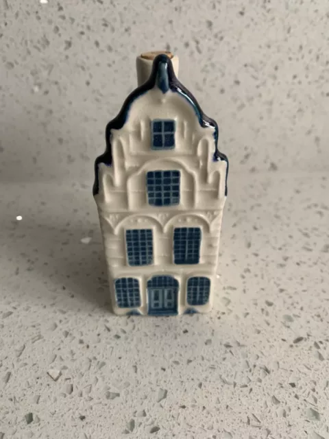 Delft bottle miniature ceramic house for KLM number 21🇳🇱 ✈️