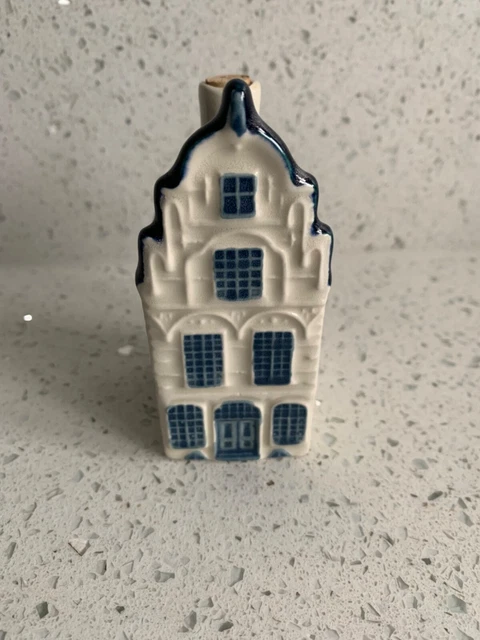 Delft bottle miniature ceramic house for KLM number 21🇳🇱 ✈️