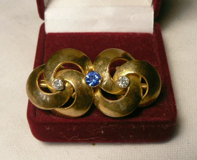 Broche Ancienne Ornée D'une Belle Pierre Bleue - Référence 104-34/A0-42 - Occasion