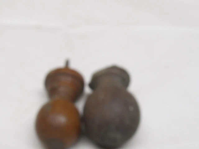 2 Vintage Victorian Wood Door Stops 3