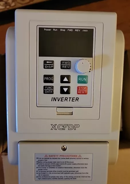 XCFDP AC 220V/2.2kw 3HP Variable Frequency Drive 12A VFD Inverter Single Phase