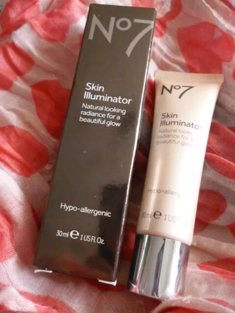 No7 Skin Illuminator 30 ml. Akt. Brandneu versiegelt & verpackt.