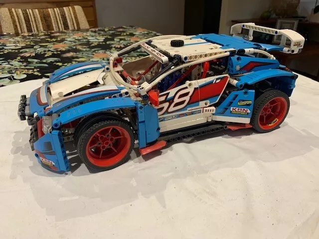 LEGO TECHNIC: Rally Car 42077 with instruction manual / no box