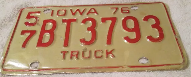 Vintage 1976 U S Iowa Truck License Plate  57 Bt3793 More Plates Listed