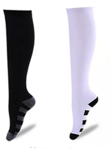 Compression Socks Women 2 Pairs Knee High Stocking Stretchable 15-25 mmHG