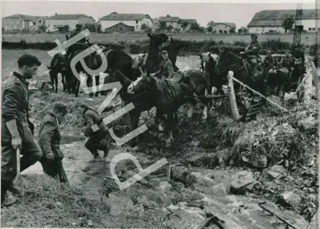 Foto XL WK2 Avanzata Soldati Vagone Unwegsames Terreno Francia France B 1.2