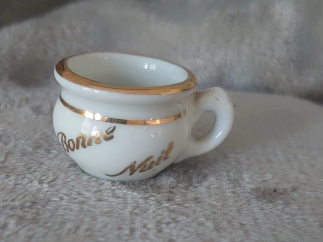 Pot de chambre " bonne nuit " miniature en porcelaine limoges France