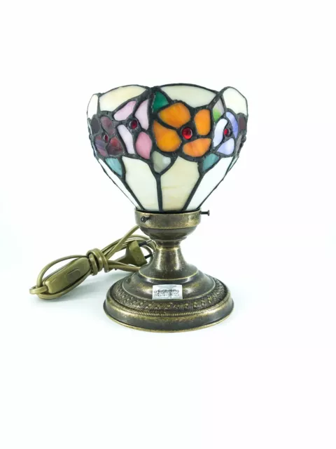 Lampada da appoggio in ottone anticato con vetro stile Tiffany fiori colorati