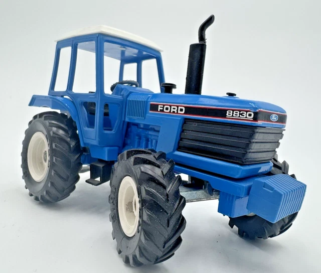 Siku 2855 - Ford 8830 - 1/32 - Modélisme