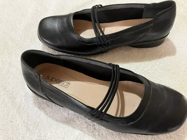 Ladies flat on sale shoes size 9