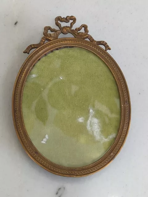 ANTIQUE FRENCH BOW KNOT BRASS  PICTURE FRAME  Ribbon Vtg