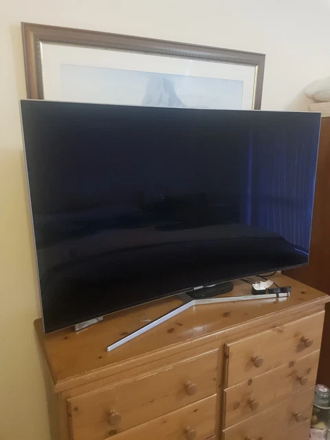 Samsung Curved 55 inch TV.(Please read listing)