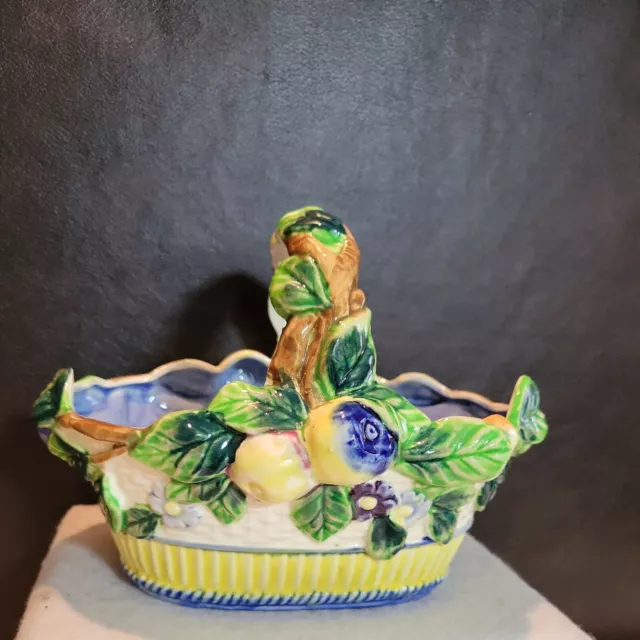 Vintage Maruhonware Made In Japan Majolica Handled Ceramic Basket