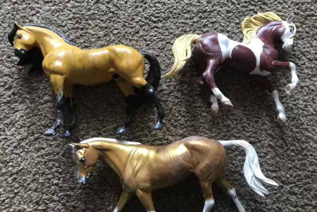 Lot of (3) Breyer Traditional Size