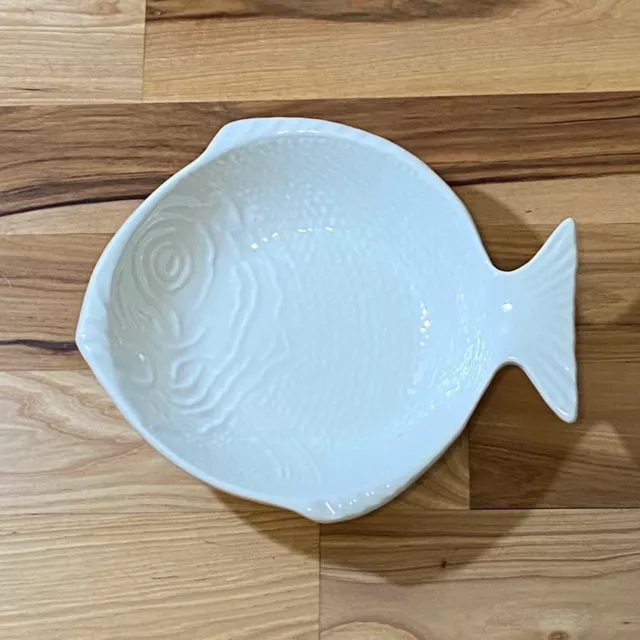 Vintage MCM Mid Century California Pottery Bowl 588 Large Fish Shaped White