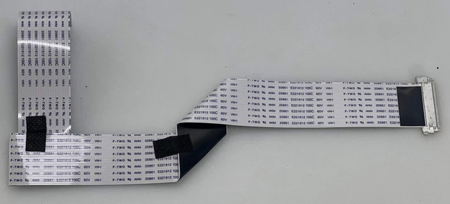 Nappe 8 Pins P-TWO AWM 20696 - 69 Mm X 4,5 Mm - Inversée - Très Bon état Fonctionnel