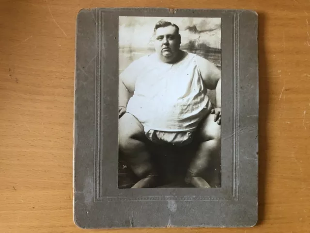 CARNIVAL BARKER STRANGE FREAK ODDITY: Circus Fat Man Sitting Down Cabinet Card