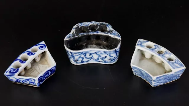 Set of Three Antique Chinese Blue and White Porcelain Scholar Brush Holder 18thC