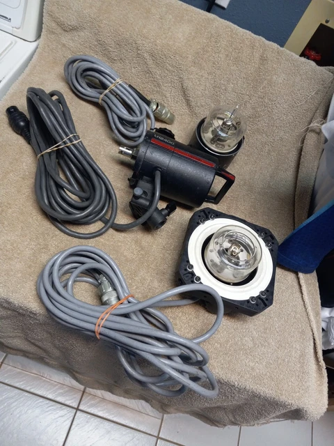 Lote de 2 unidades de cabezal de lámpara estroboscópica Norman LH2000 y 1 unidad LH2400 como se muestra