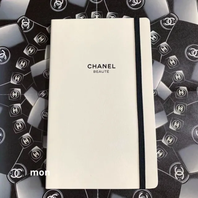 CHANEL NOTEBOOK WHITE 1 Notepad Size 21cm x 13cm x 1cm Genuine