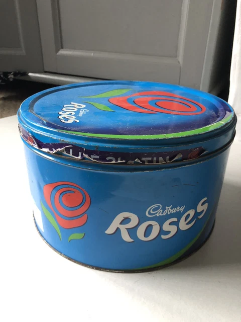 VINTAGE CADBURYS ROSES Large 2KG Tin - EMPTY £6.81 - PicClick UK