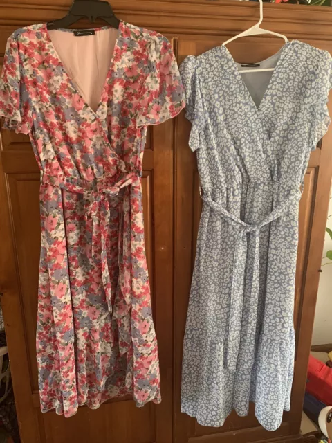 Womens Dresses Lot Of 2 Size Medium