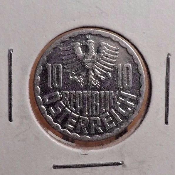 Circulated 1993 10 Groschen Austria Coin (92316)1