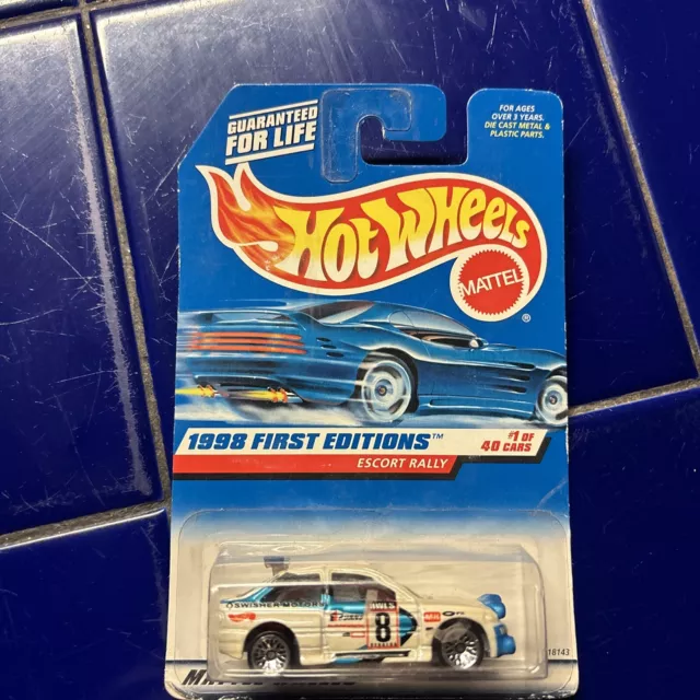 1998 Vintage Hot Wheels #637 First Editions 1/40 ESCORT RALLY White w/Lace Spoke