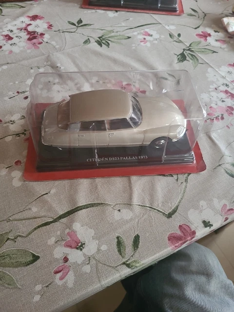 NOREV Citroën DS 23 Pallas 1973 Echelle 1:43 Voiture Miniature - Albatros Beige