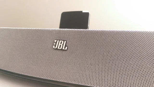 Bluetooth adapter for JBL On Stage 200iD speaker dock Iphone ipod