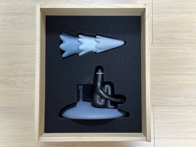 Ly Painter LUV Limited Edition 16 Figures sculpture 16 only