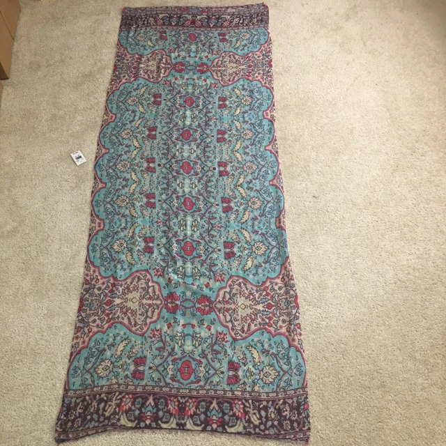 Bajra Womens Cashmere & Silk Floral Scarf 76” X 28”Blue Pink NWT $285 Rare Print Bajra Womens Cashmere & Silk Floral Scarf 76” X 28”Blue Pink NWT $285 Rare Print