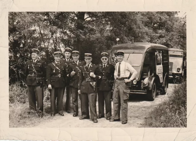 B2 Foto Photo Fotografia Anni 50 - Francia Gendarmerie con Furgoncino Auto