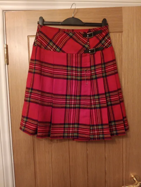 Scottish Ladies Mini Tartan Kilt/Women Skirt 23' long Kilt pin